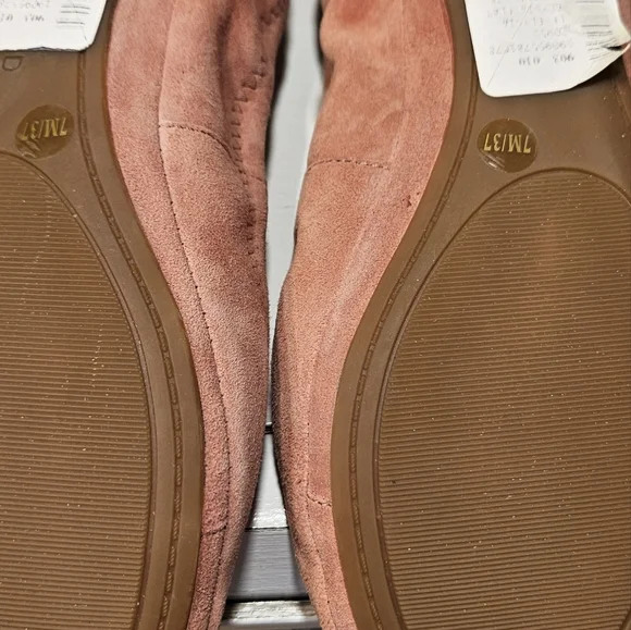 Lucky Brand Elysia Suede Pink Ballet Flats Size 7M - Picture 2 of 3